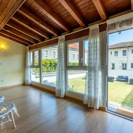 Διαμέρισμα With A Large Garden In *